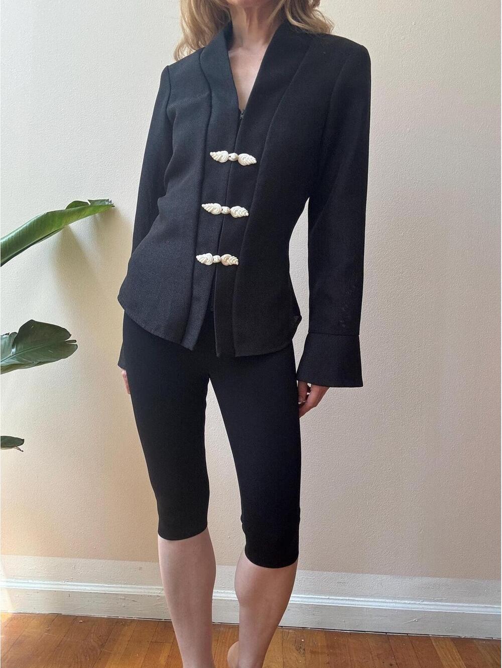 Vintage 1990s Jackie Rogers Black structured Frog Closure Jacket